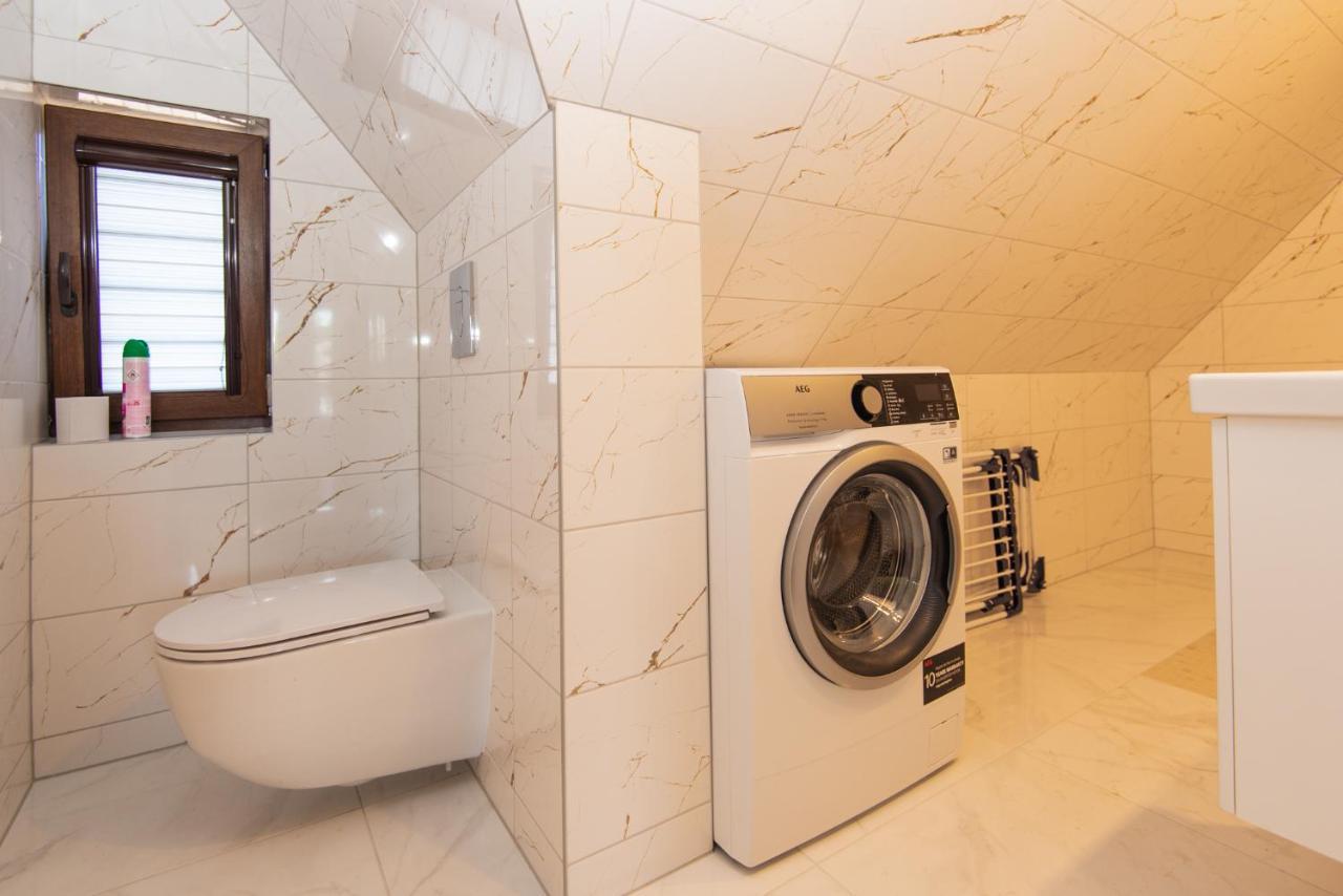 Apartamentai Pas Kaju Senamiestyje Salia Botanikos Parko Palanga Esterno foto